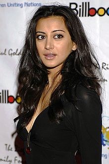 Noureen DeWulf Quotes