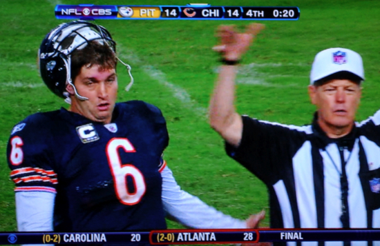 ref hits jay cutler