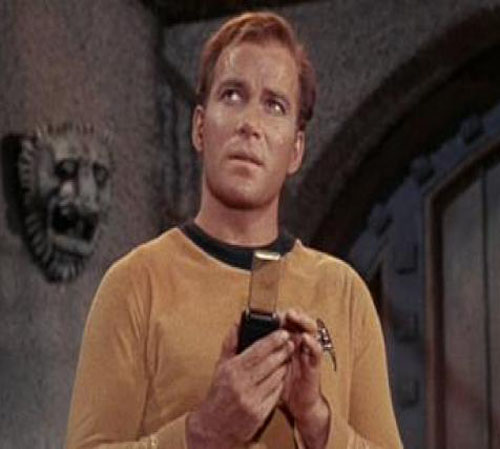 Risultati immagini per captain kirk tricorder