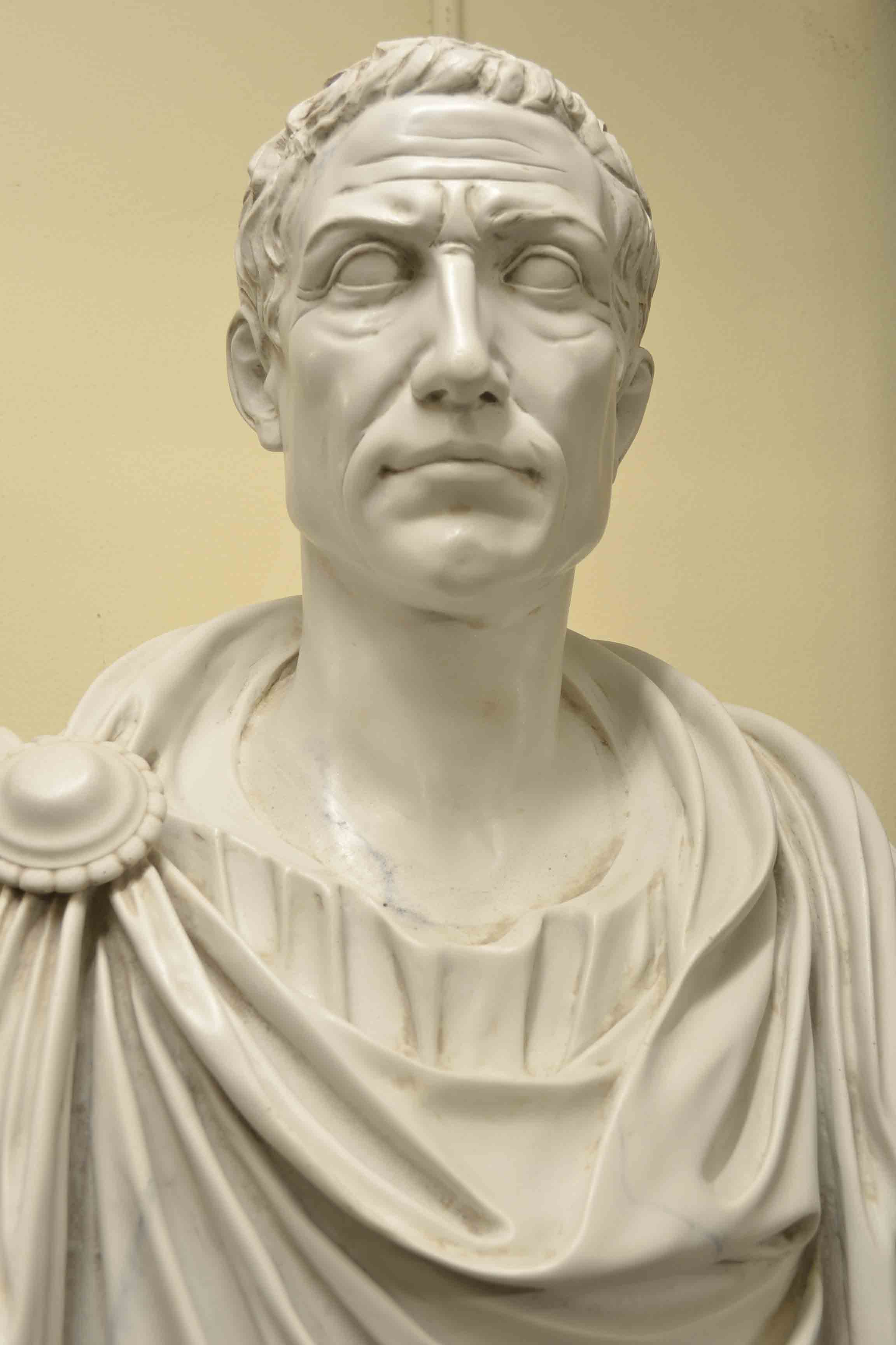 the factors that differentiate the actions of lucius and marcus brutus in the treachery of julius ca the factors that differentiate the actions of lucius and marcus brutus in the treachery of julius ca