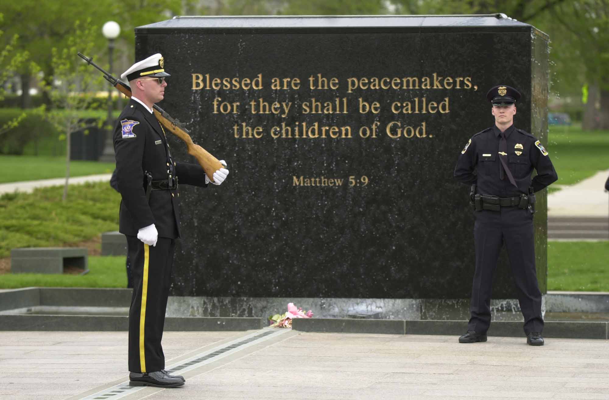 Quotes Honoring Police Officers. QuotesGram