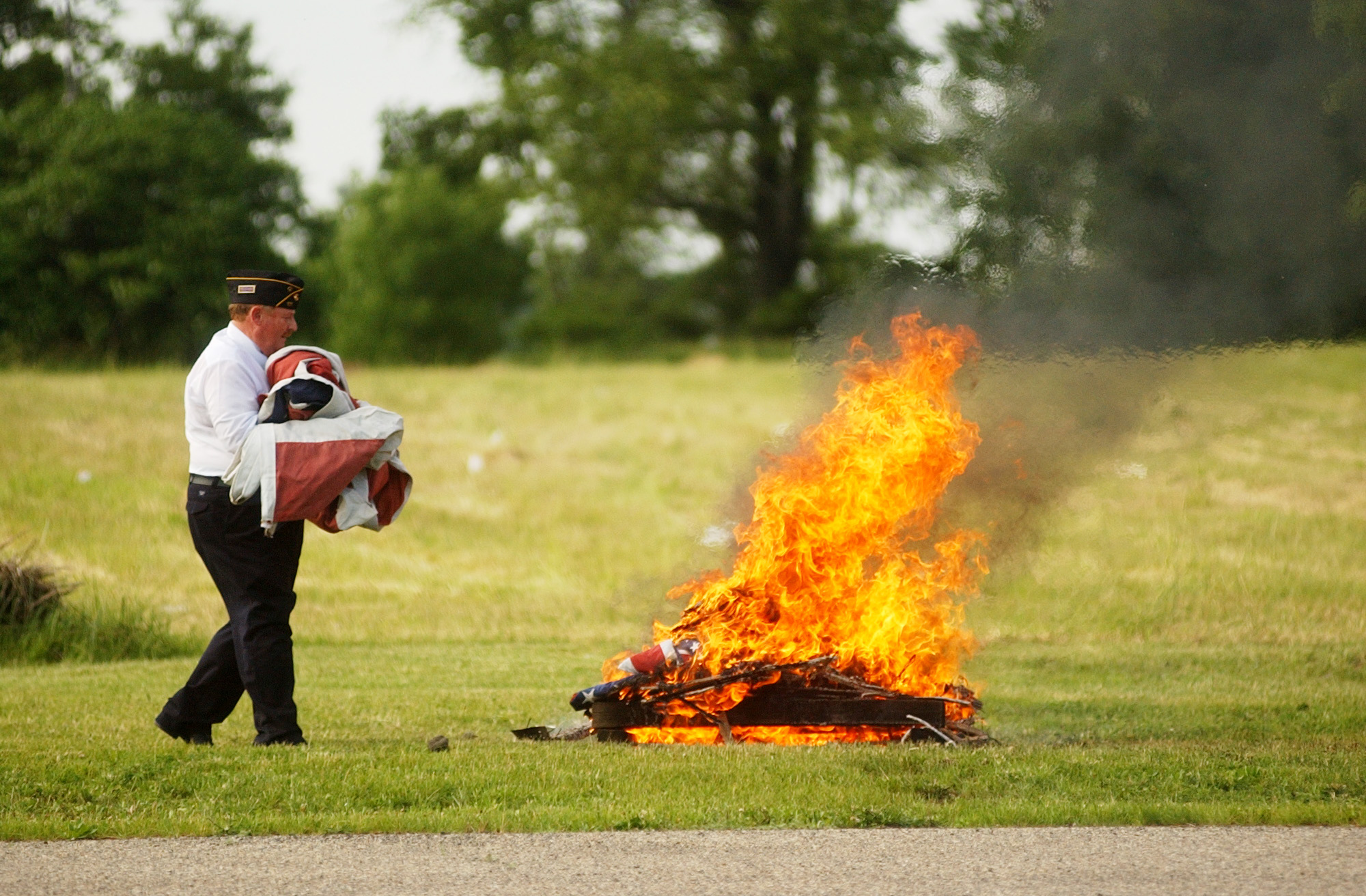 The American Flag Burning Quotes. QuotesGram