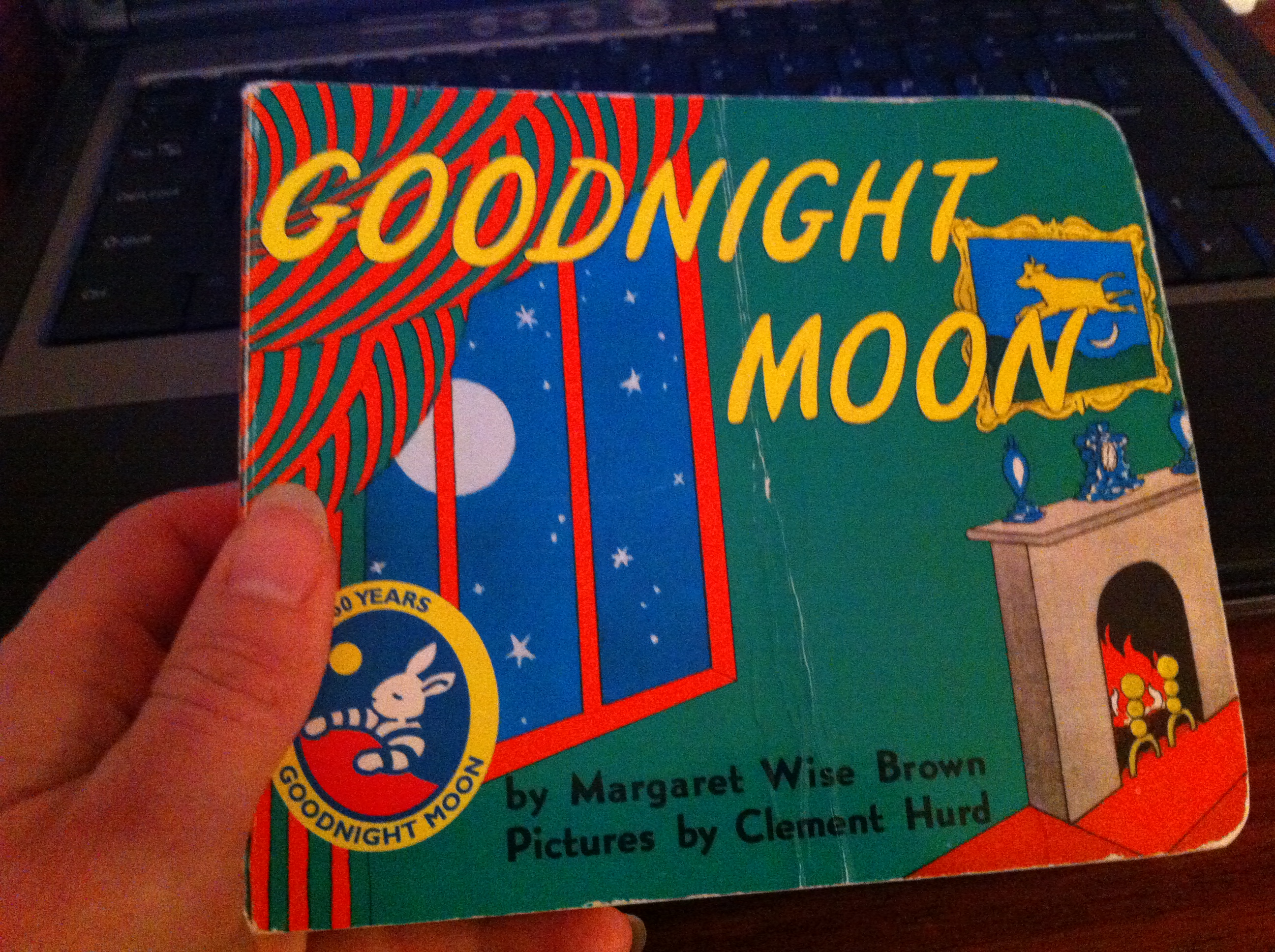 Goodnight Moon book. Goodnight Moon книга. Goodnight Moon. Pdf. Say Goodnight.