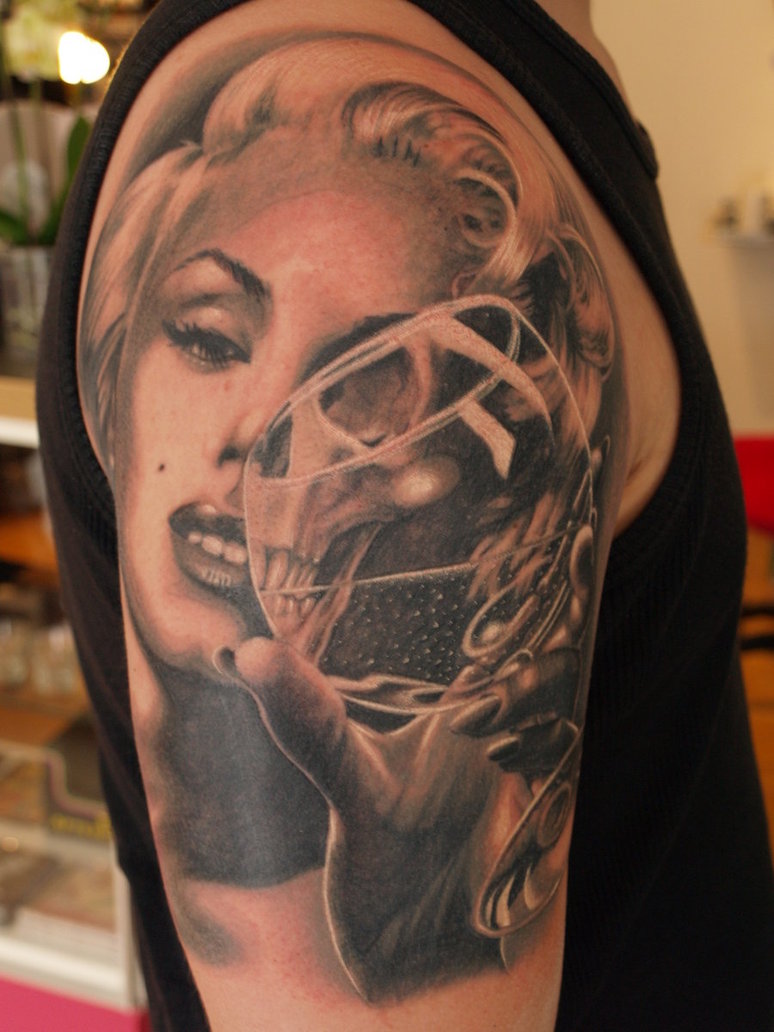 Celebrate the Life and Legacy of Marilyn Monroe with 22 Glamorous Tattoos   Tattoo Ideas Artists and Models