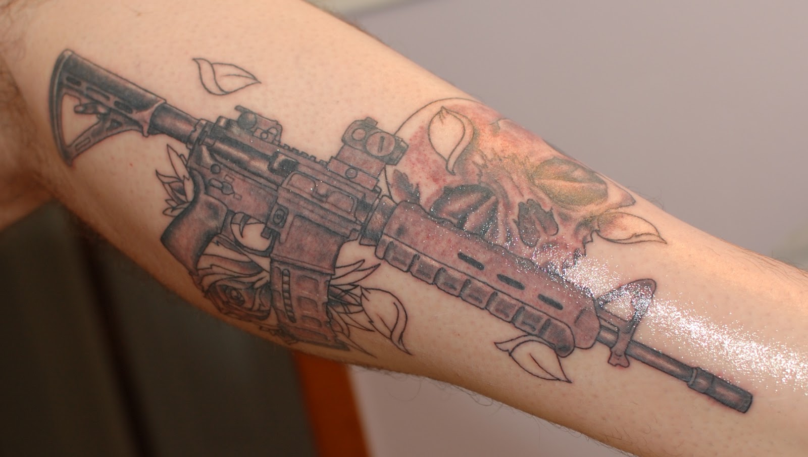 1337 Images Of Gun Tattoos Stock Photos High Res Pictures and Images   Getty Images