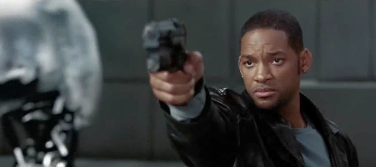 This Actor Stole The Show In I, Robot (It Wasn'T Will Smith!) - f3gtwmr