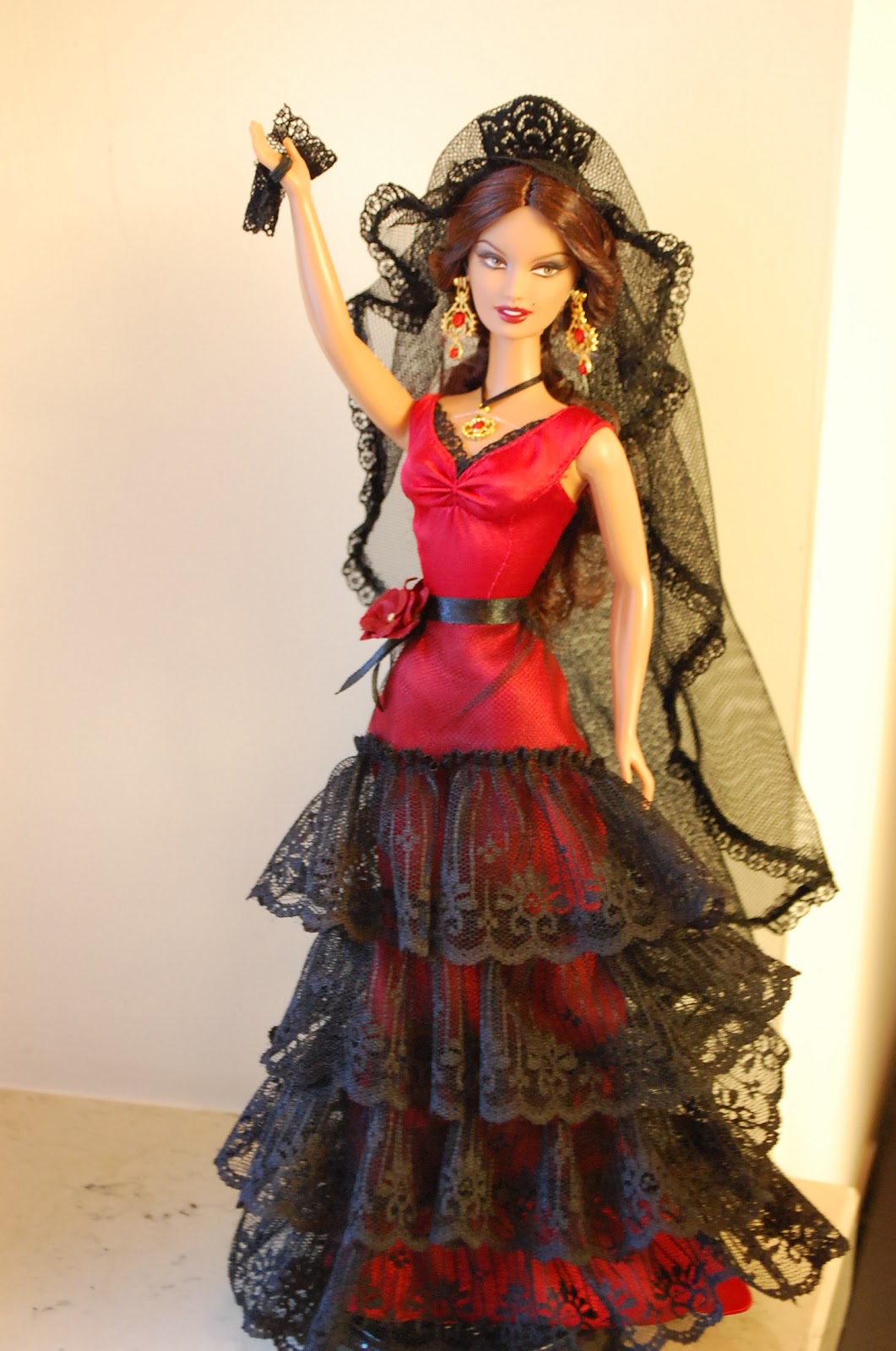 A barbie with spanish Spanish Barbie
