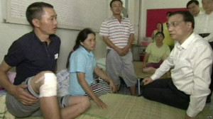 Chinese Premier Li Keqiang has visited the victims of a major disaster ...