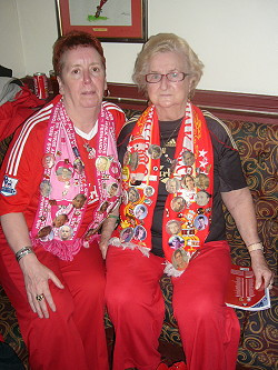 Liverpool supporters,old supporters,Liverpool