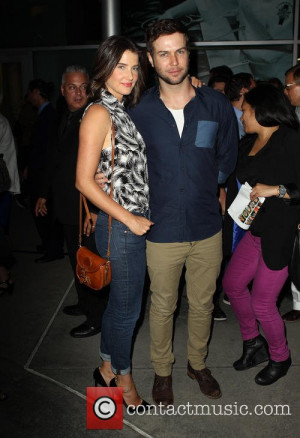 Cobie Smulders And Taran Killam Picture - cobie smulders and