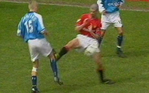 ... telegraph.co.uk/multimedia/archive/01342/roy-keane_1342720c.jpg