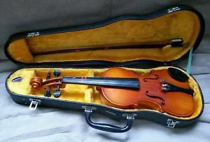 Suzuki Nagoya RR101 1/8 1977 Japan Violin with case in good condition ...