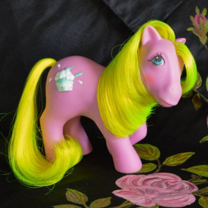 ATCTTeam - Vintage My Little Pony 'Cherry Berry' 'Crunch Berry' Pink ...