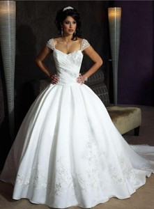 Cost-efficient Simple Style Ball Gown Cap Style Sleeve Embroider Satin ...