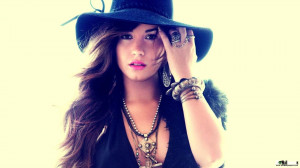 Demi Lovato HD Wallpapers & Hot Photos
