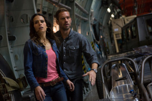 Jordana Brewster and Paul Walker in Fast and Furious 6 - © Universal ...