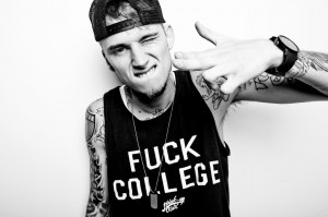 Video: Machine Gun Kelly – Skate Cans