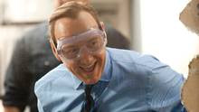 KEVIN SPACEY as Dave Harken in New Line Cinema's comedy HORRIBLE ...