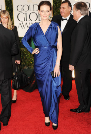 The 2012 Golden Globe Awards saw Ms.Emily Deschanel dressed in flowing ...