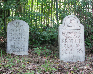 On the left you find the tombstone that says 