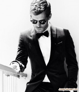 That suit and glasses. HOT