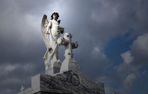 Memorial Day: Weeping Angels at Eternally Eerie Graveyards