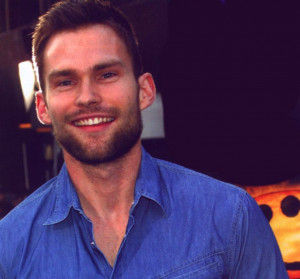 dancing gal pal previously dated American Pie’s Seann William Scott ...