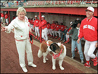 Marge Schott at the Reds dugout in ...