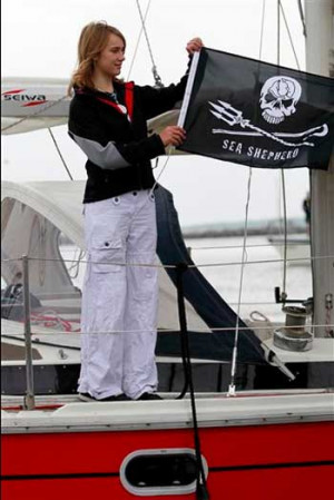 Passion for ocean: 14-year-old Dutch girl sets off on solo sail around ...