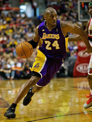 Portland, OR, USA; Los Angeles Lakers shooting guard Kobe Bryant (24 ...