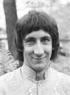 ... Townshend 1968, Townshend Memes, Pete Townshend, Funny Faces, Enjoying