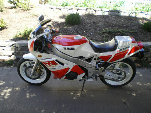 Two More FZR400’s For Sale in the Pacific Northwest
