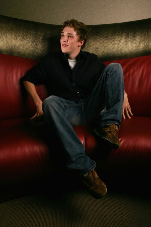 Kyle Gallner - Actress Wallpapers