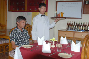 What Waiter Food And Beverage