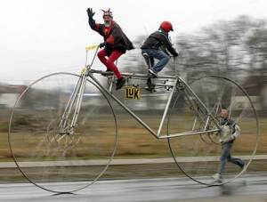 ://www.funnyjunksite.com/pictures/funny-sports-pictures/funny-cycling ...