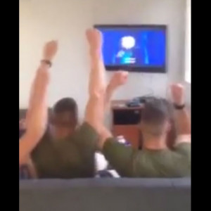 TRENDING TODAY: Marines belt out ‘Let It Go’ while watching Disney ...