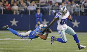 Dallas Cowboys wide receiver Dez Bryant (88) rambles for yardage past ...