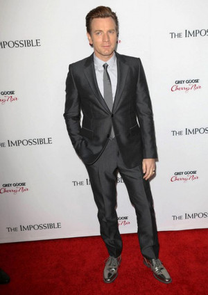 Ewan McGregor wears Balenciaga Ghesquière Grey Suit
