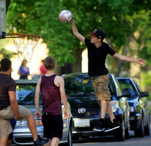 Justin Bieber Playing...