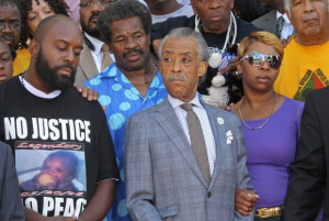 Al Sharpton arrives in St. Louis, seeking justice for Michael Brown
