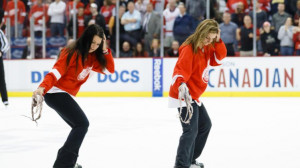 Detroit Red Wings Ice Girls