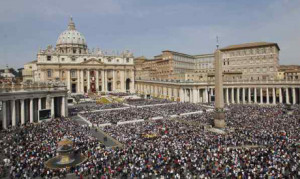 ... mass celebrated by Pope Benedict XVI, at the Vatican, Sunday 24 April