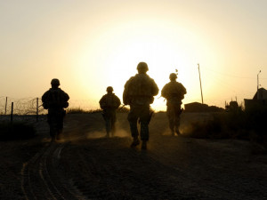 sunset-soldiers-military-military-backgrounds-military-soldiers-sunset ...