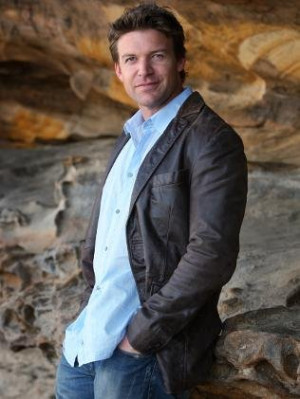 MV5BMTcwNTA4ODkzNF5BMl5BanBnXkFtZTcwMTYyNTUyMw@@._V1_SY421_SX316_AL ...