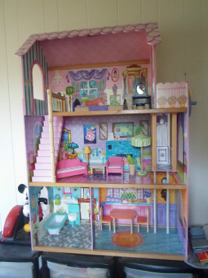 Three Story Barbie Dream House Elevator Accessories Pink Furniture