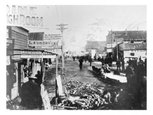 yukon-klondike-gold-rush-dawson-city-1898.jpg