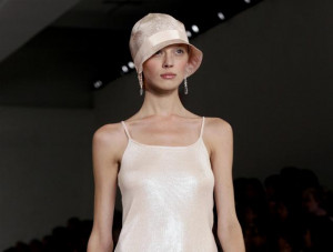1920's fashion hits the runway; Dropped-waist dresses, sporty knits ...