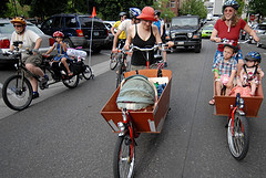 Carrying your infant by bike: How young is too young?