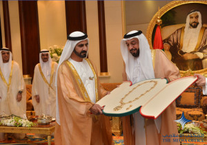 Sheikh Mohammed receives the 'Zayed Order' from Sheikh Khalifa for his ...