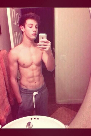 Whoever makes an edit with me and Cameron Dallas will get followed and ...